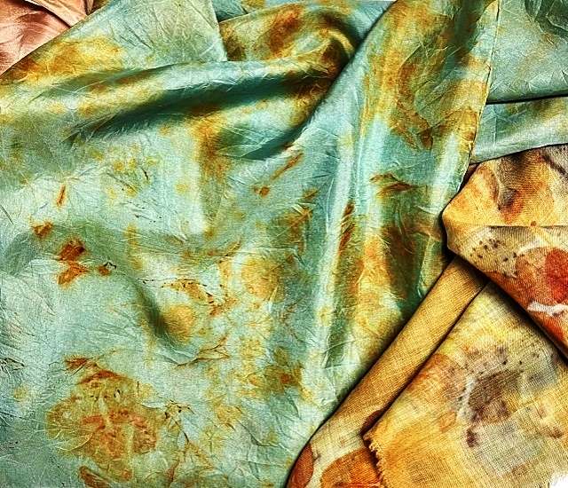 Seide, gefärbt mit Indigo Express-Küpe